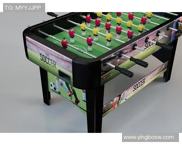 酒吧足球玩具带你体验激情四射的桌上足球对决乐趣无穷的休闲娱乐新选择