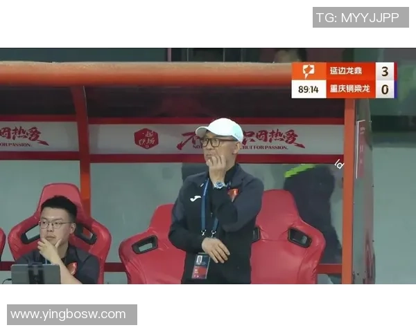 重庆足球队实力引发热议球迷对球队未来发展看法各异